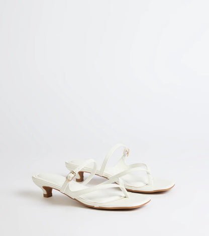 Chic Trend Thong Strap Kitten Heel Mules