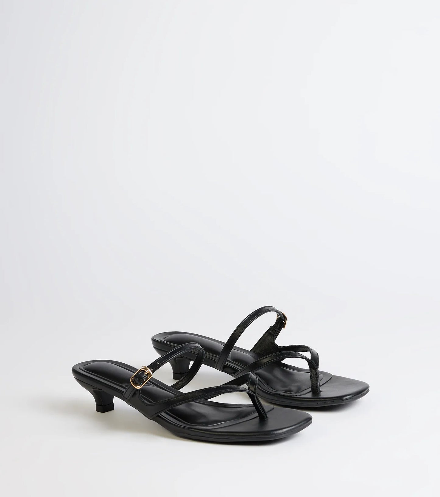 Chic Trend Thong Strap Kitten Heel Mules