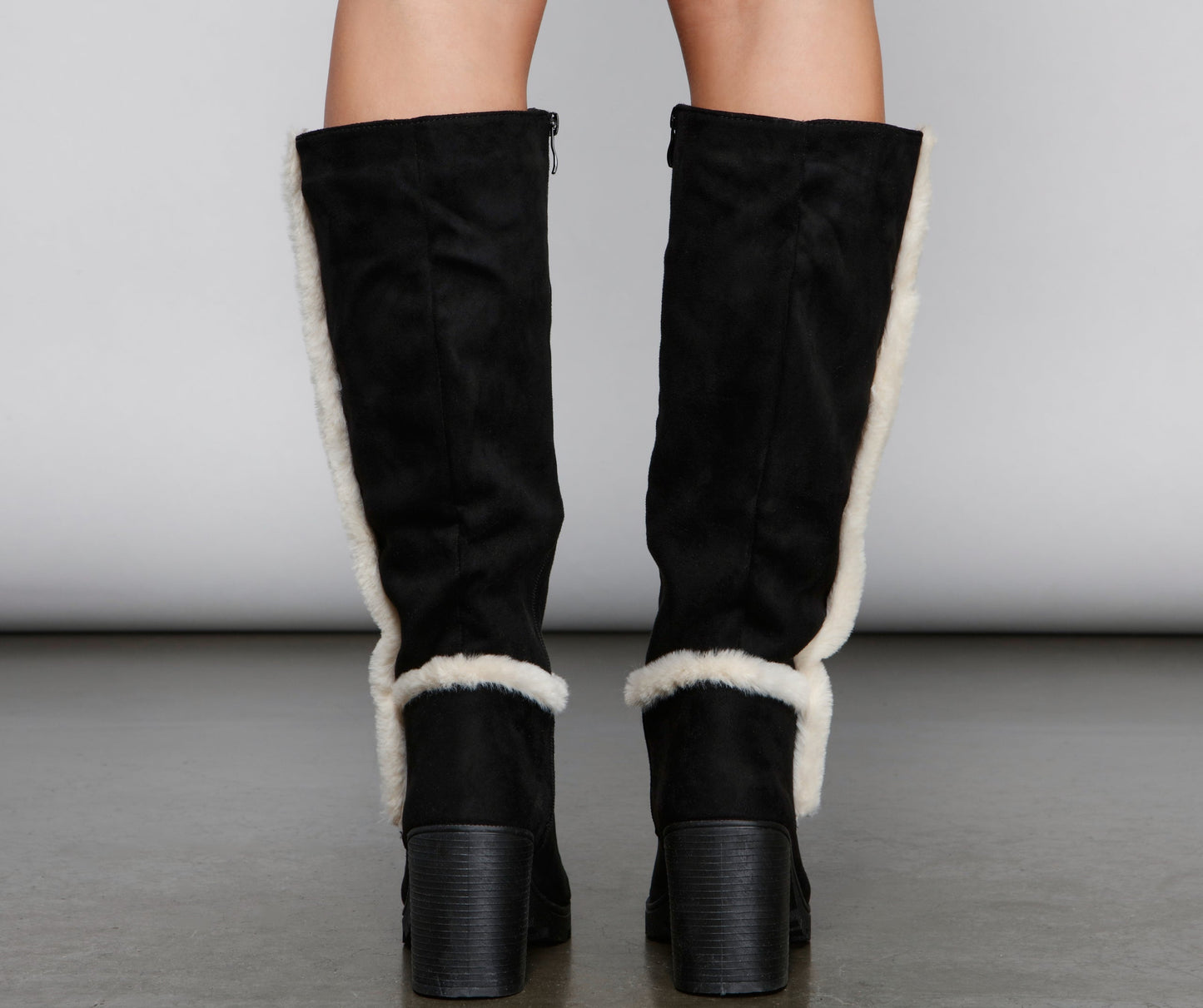 Chic And Cozy Sherpa Detailed Boots