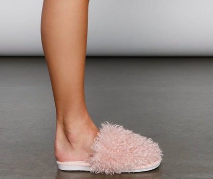 Cozy Life Faux Fur Slippers