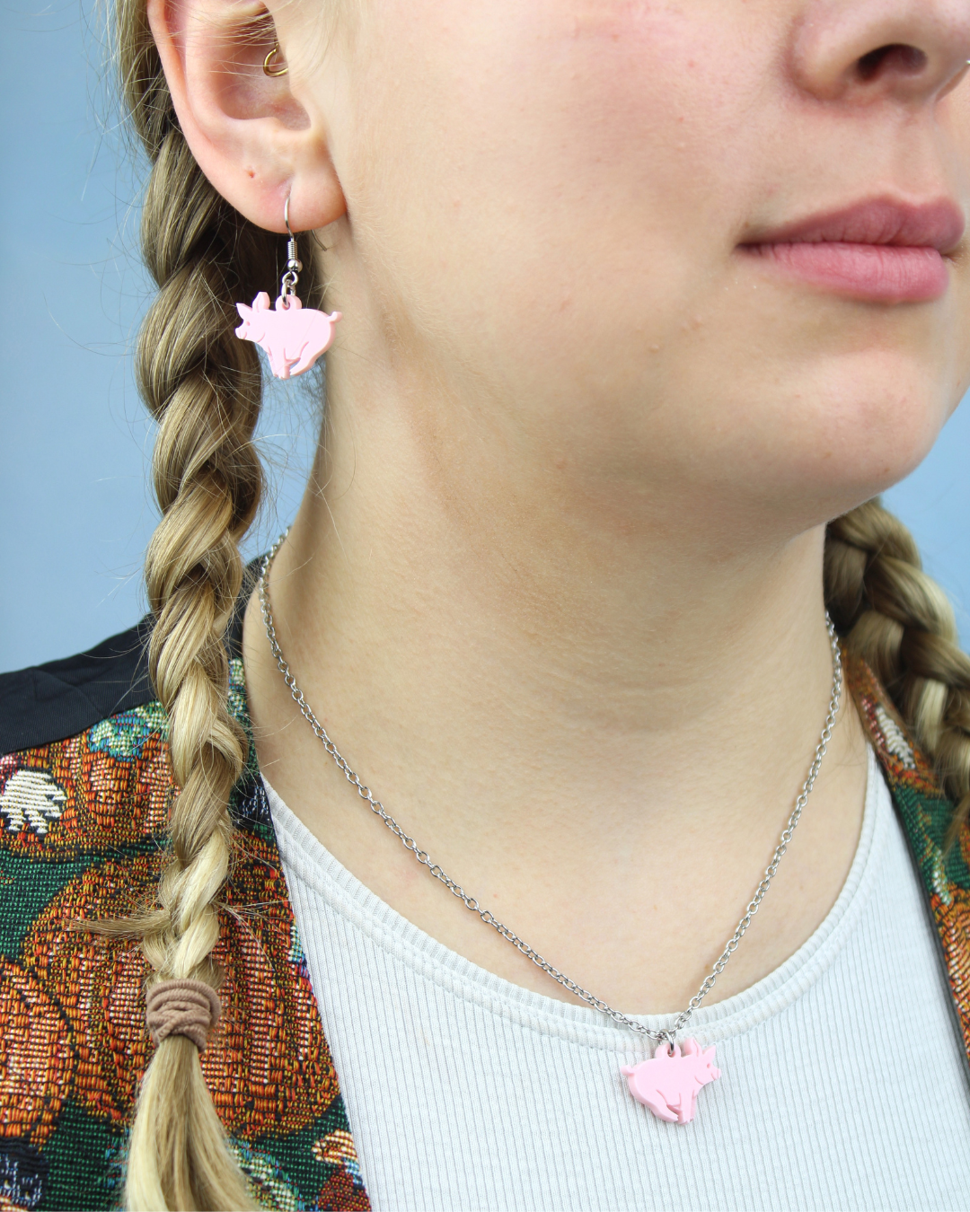 Piggy In The Middle Necklace